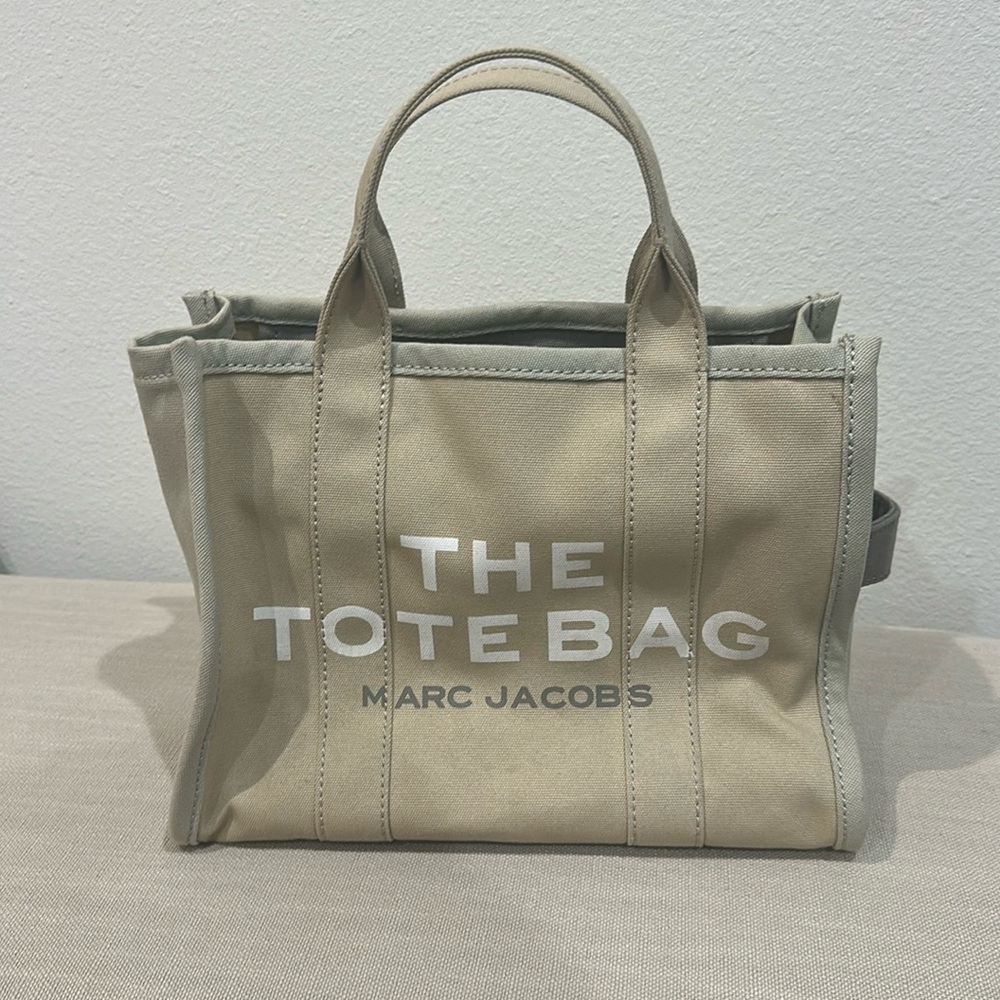 Marc Jacobs The Tote Bag | Like New!
